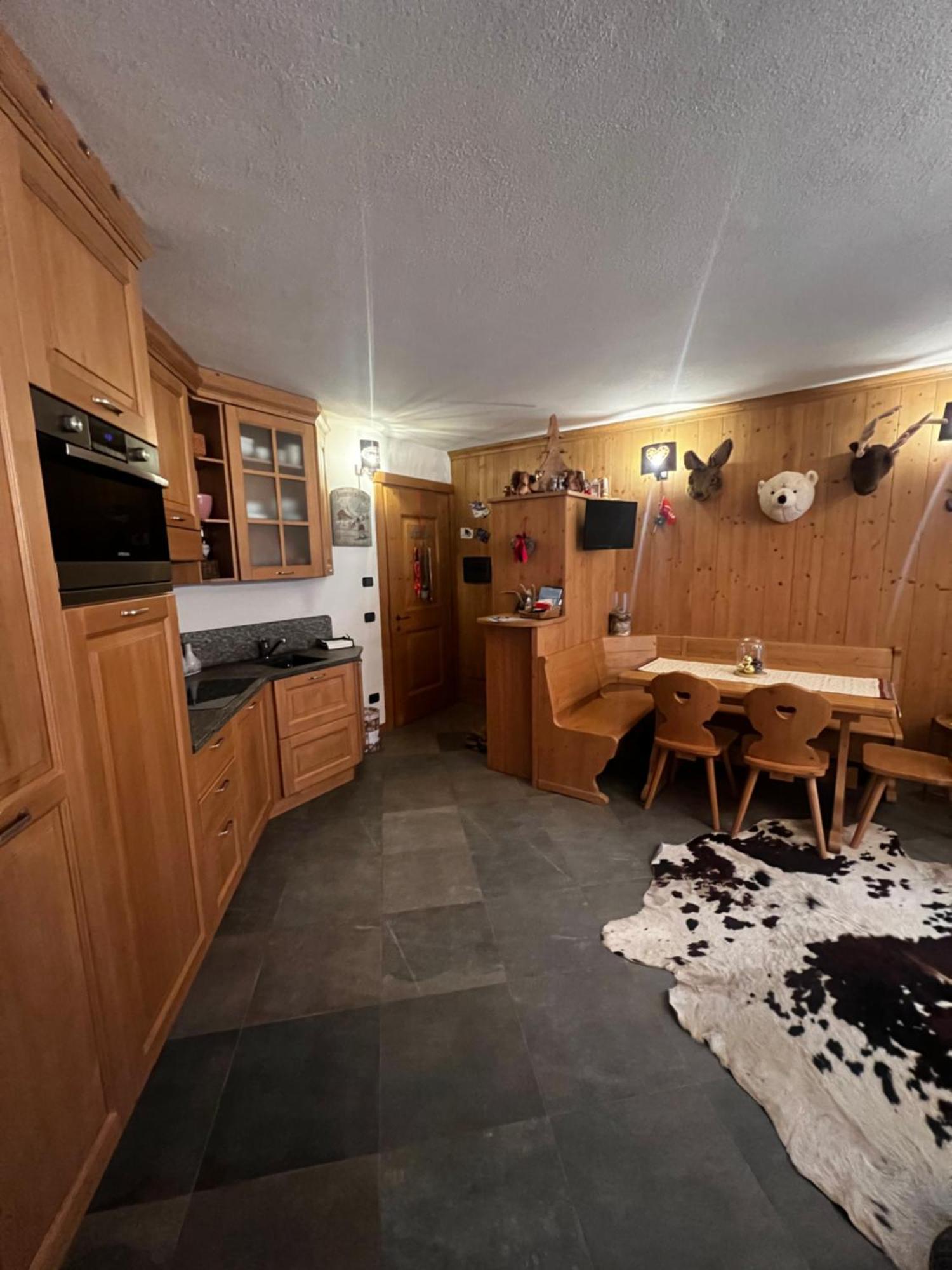 Appartamento Incantevole Con Box E Ski Room, Wi-Fi, Bormio Exterior photo